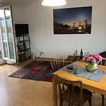 2-Zimmerwohnung Mit Dachterrasse In Seenaehe