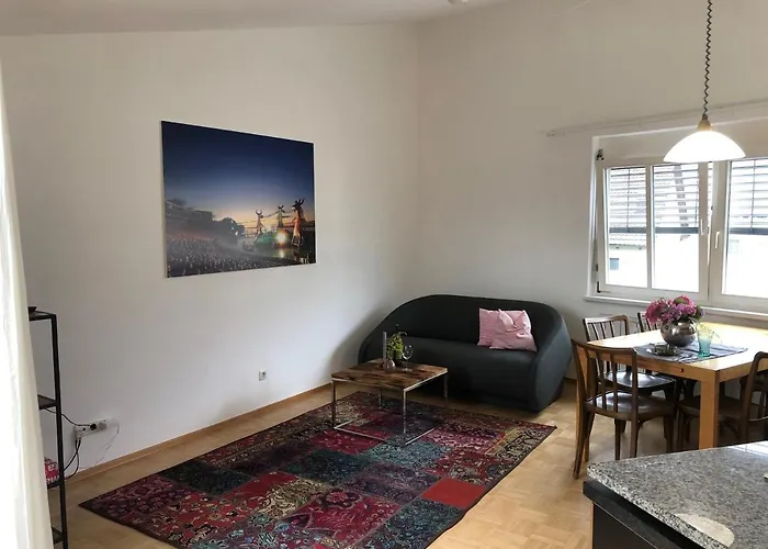 2-Zimmerwohnung Mit Dachterrasse In Seenaehe